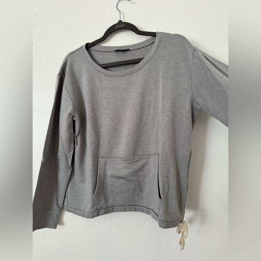 Jcrew pullover with pocket and tie detail size s